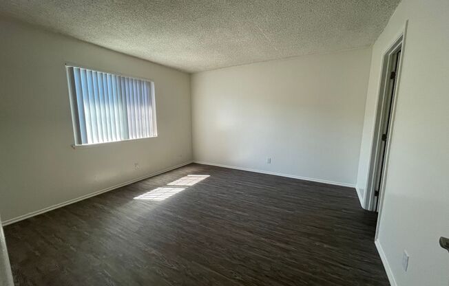 2 beds, 1.5 baths, 866 sqft, $2,825, Unit 811P5