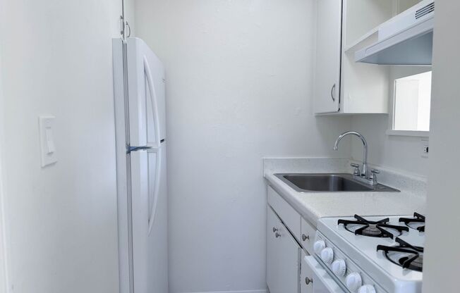 F Avenue Apartments – Spacious Homes in National City, CA | Near Downtown, Freeways & Shopping!