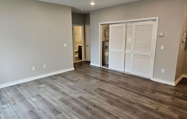 1 bed, 1 bath, 590 sqft, $1,283, Unit 2E