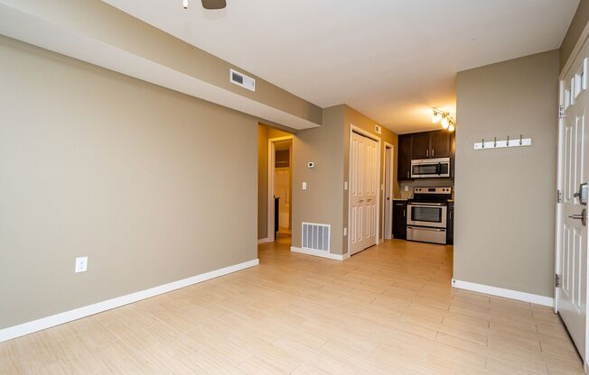 River Ridge Place - 201 Building