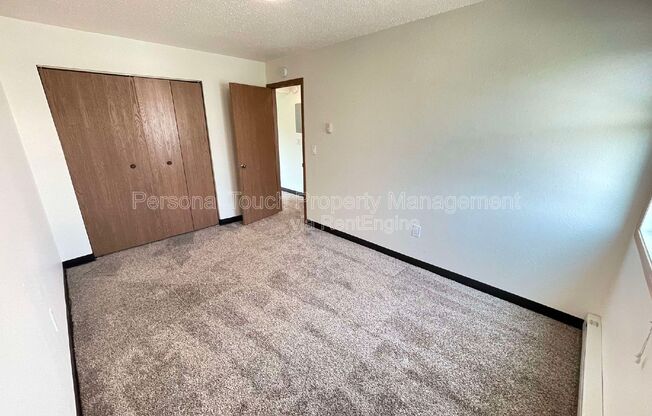 Studio, 1 bath, 400 sqft, $595, Unit 11a