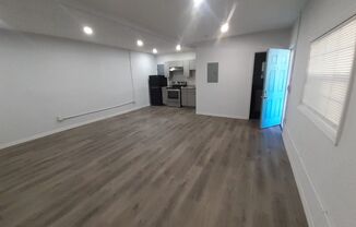 Studio, 1 bath, 495 sqft, $825, Unit 5708 Unit 8