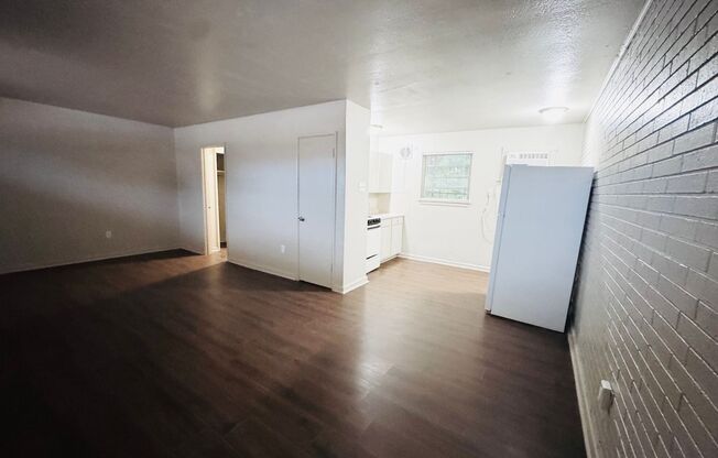 Stadium's Edge II Apartments (Studio)