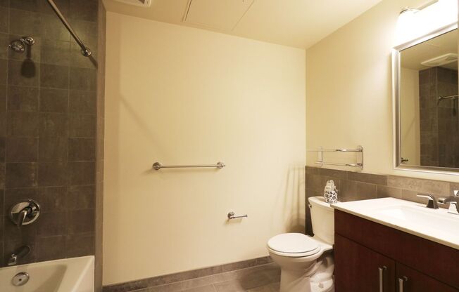 1 bed, 1 bath, 366 sqft, $2,650, Unit 411