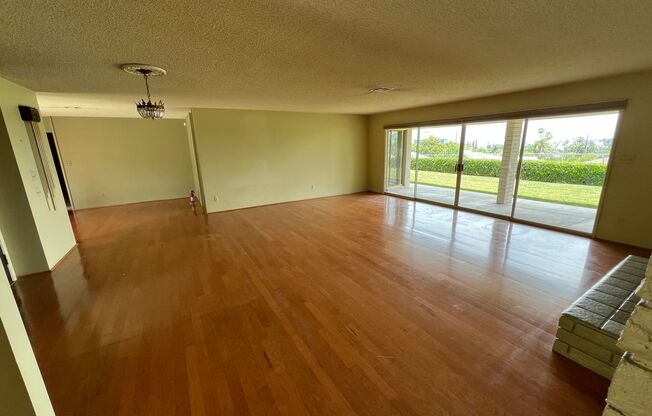 Coming Soon! Beautiful large 3 bedroom House over looking Loma Linda
