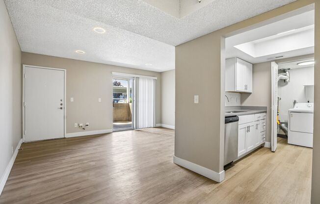 1 bed, 1 bath, 756 sqft, $1,249, Unit 25C