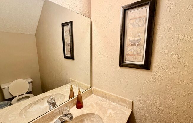 1251 Dallas Dr, Denton TX 76205