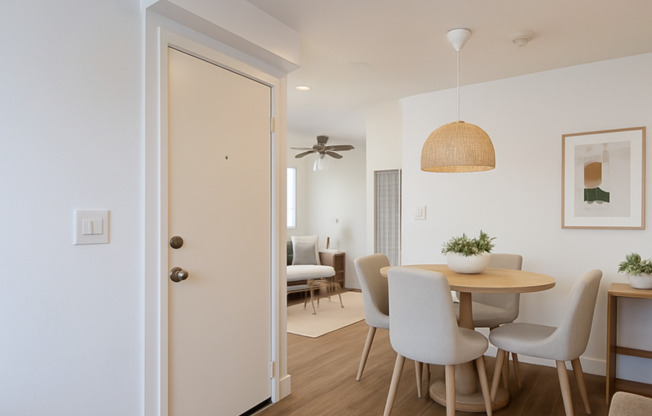 335 W 79 ST