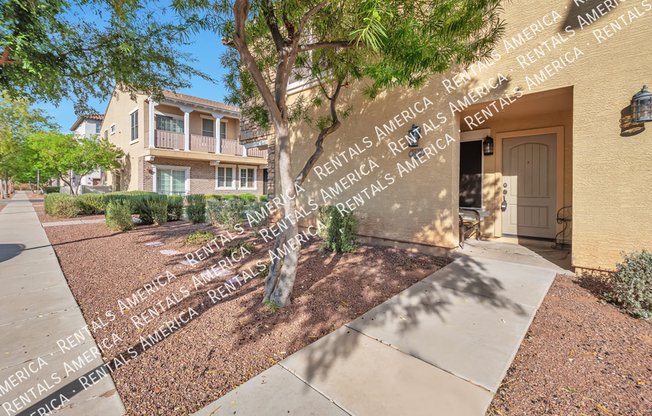 3618 E LESLIE DR