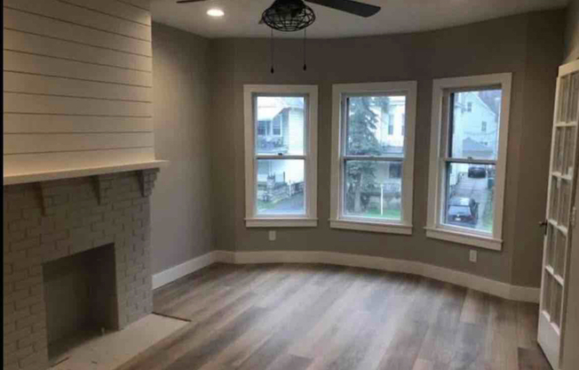171 BLAINE AVE
