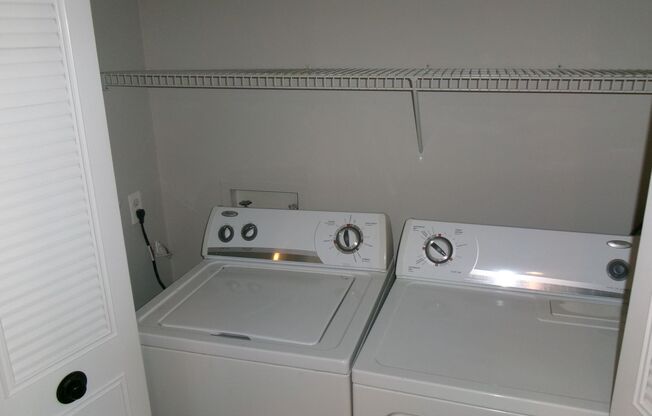 1 bed, 1 bath, 755 sqft, $1,014, Unit 5905G