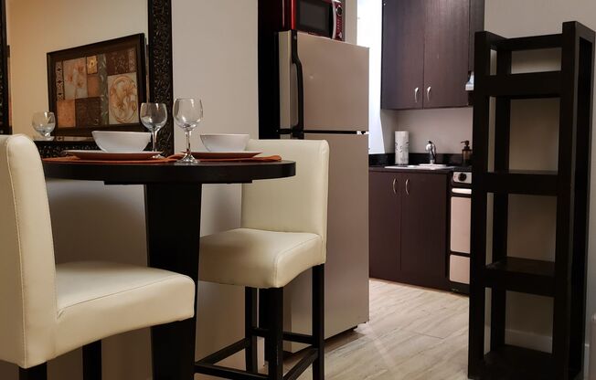 1 bed, 1 bath, 528 sqft, $2,100, Unit 313