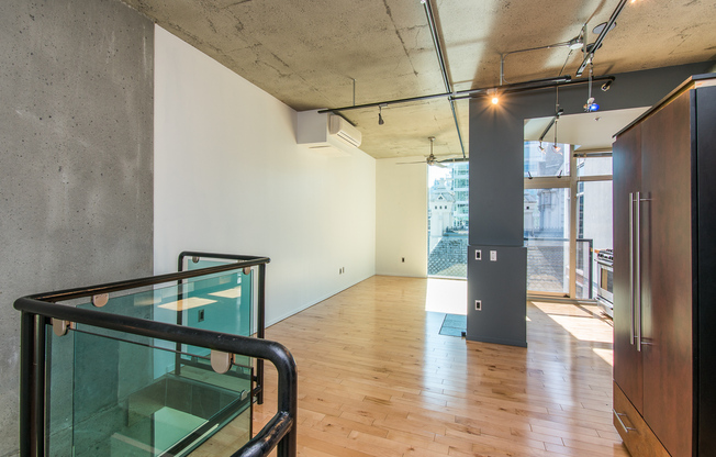 1410 SW 11th Avenue #405