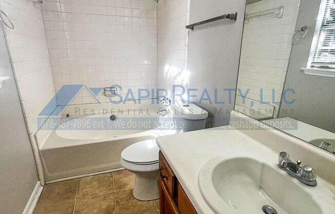 3 beds, 2 baths, $1,600