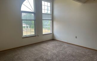 1 bed, 1 bath, 1,502 sqft, $1,755, Unit 33502