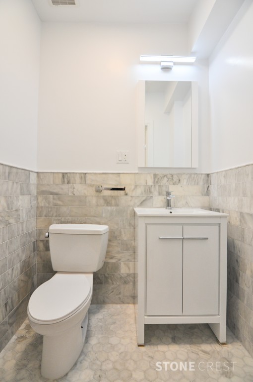 168 W 86 ST