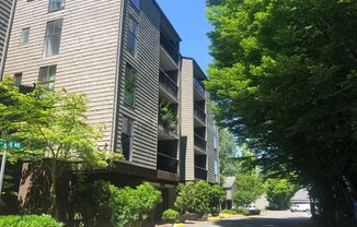 1Bd/1Ba Redmond Condo