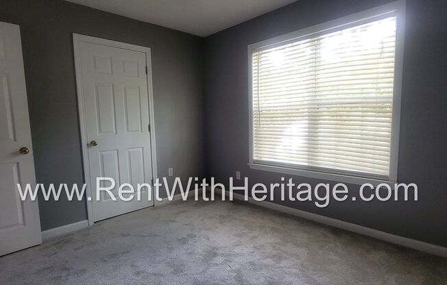 4 beds, 2.5 baths, $2,300