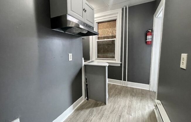 2 beds, 1 bath, $1,150