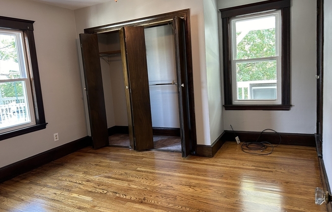 3 beds, 1 bath, 1,550 sqft, $3,300, Unit 0