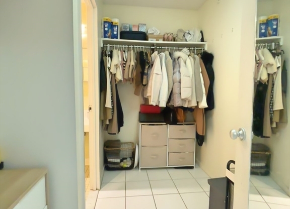 Studio, 1 bath, 500 sqft, $2,500, Unit 1110