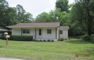 Cute 2 Bedroom, 2 Bathroom Mobile Home