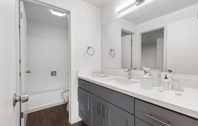 2 beds, 1.5 baths, 1,135 sqft, $2,445, Unit 1201