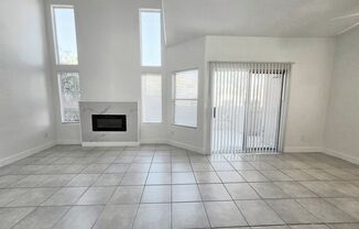 3 beds, 3 baths, $1,850, Unit Unit 1015 UNIT B BLDG 7