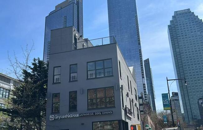 45 0 VERNON BLVD