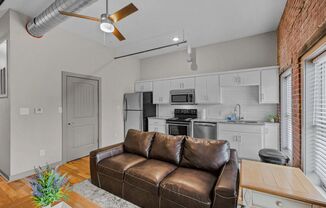 1 bed, 1 bath, $2,295, Unit 143 2J (149-F2D)