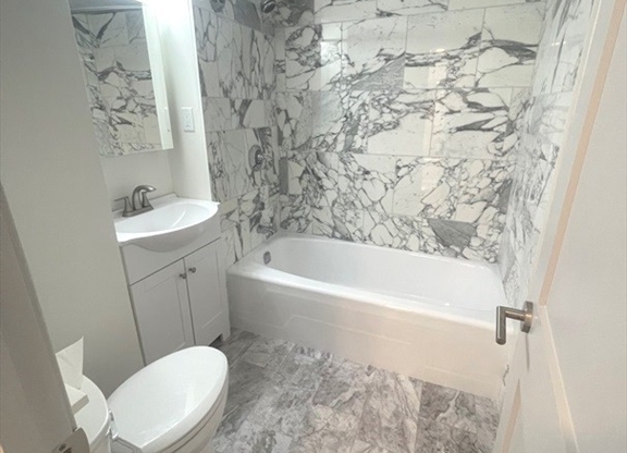 4 beds, 2 baths, 1,600 sqft, $7,995, Unit 701