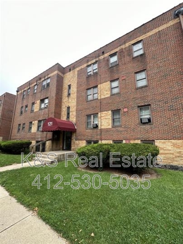121 LEBANON BLVD 9