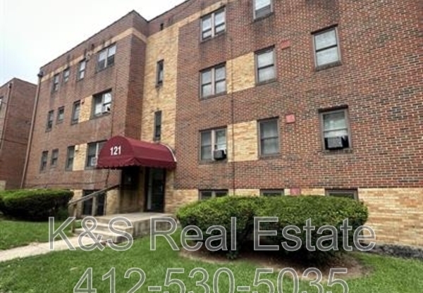 121 LEBANON BLVD 9