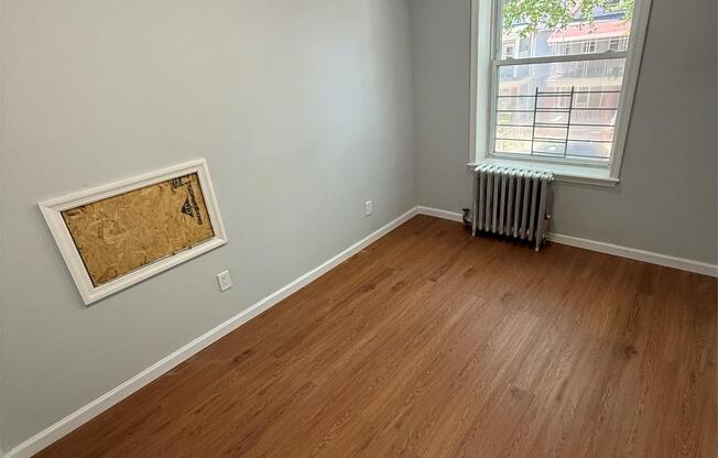 597 E 4 ST