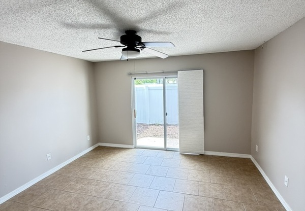 111 HIDDEN ARBOR CT