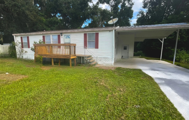 Beautiful 3 Bed, 2 Bath Home for Rent in Lakeland with Large Lot and Modern Upgrades