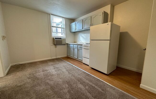 Studio, 1 bath, $885, Unit 5