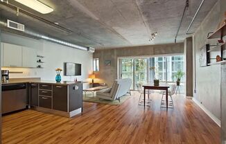 Beautiful Furnished Downtown Apartment For Rent!
