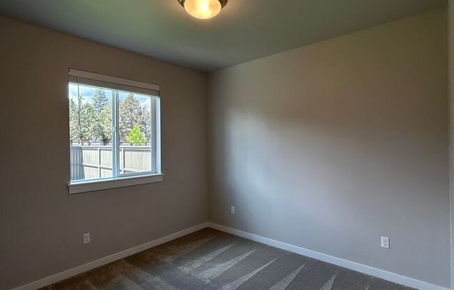 2 beds, 2 baths, 1,089 sqft, $2,295, Unit SFR 927 - 20689