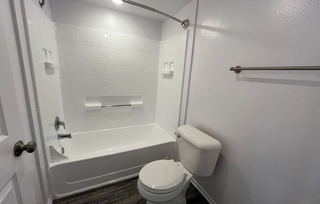 2 beds, 2 baths, 1,200 sqft, $2,748, Unit 222