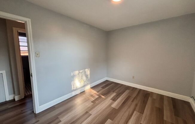 2 beds, 1 bath, 800 sqft, $1,790, Unit 6236 Fifth Ave. #302A