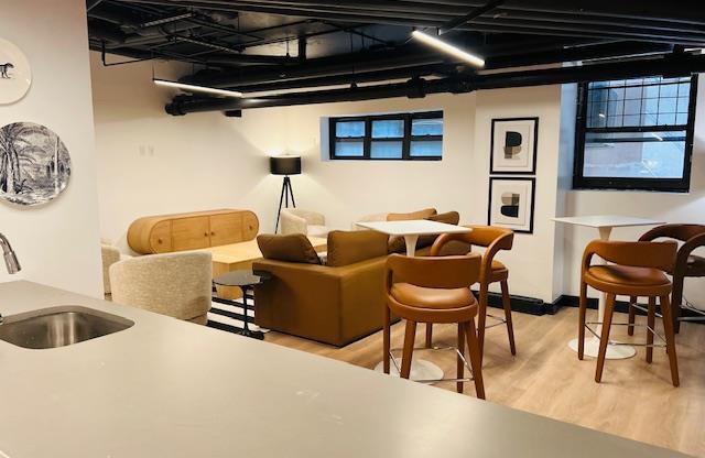 1 bed, 1 bath, $2,839, Unit 822