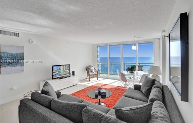 6917 Collins Ave # 915 (A11978850)