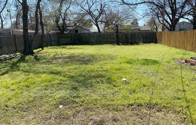 7108 NW 44th