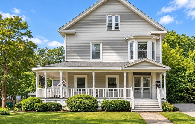 395 LEXINGTON ST