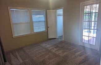 2 beds, 1 bath, $1,700