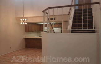 609 E MESQUITE Circle