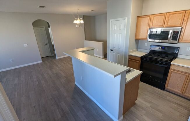 2 beds, 2 baths, $1,650, Unit # 1005