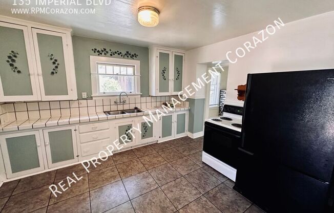 135 IMPERIAL BLVD