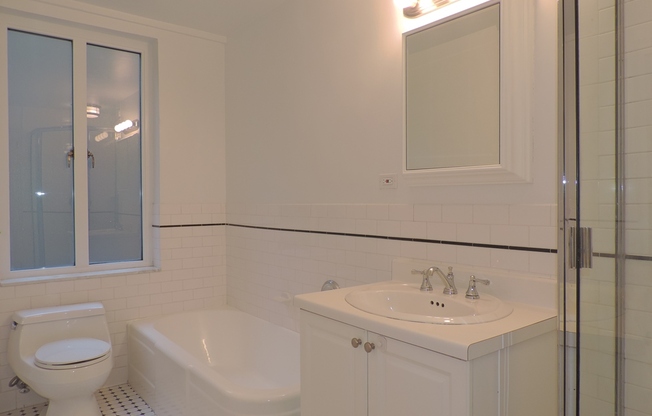 2 beds, 2 baths, 1,242 sqft, $7,200, Unit 7F